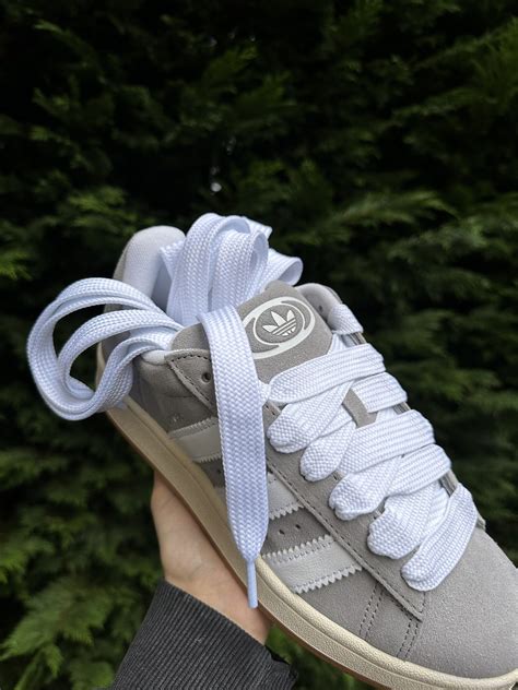 veters voor adidas superstar|Adidas veteren: 8 creatieve stijlen om je sneakers te transformeren.